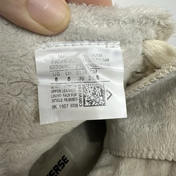 Converse Women's Size 8 Ivory Leather High Rise High Top Lined Lugged Back Zip - Picture 13 of 15